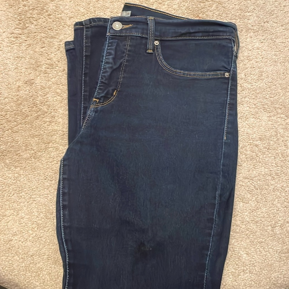 Levi jeans